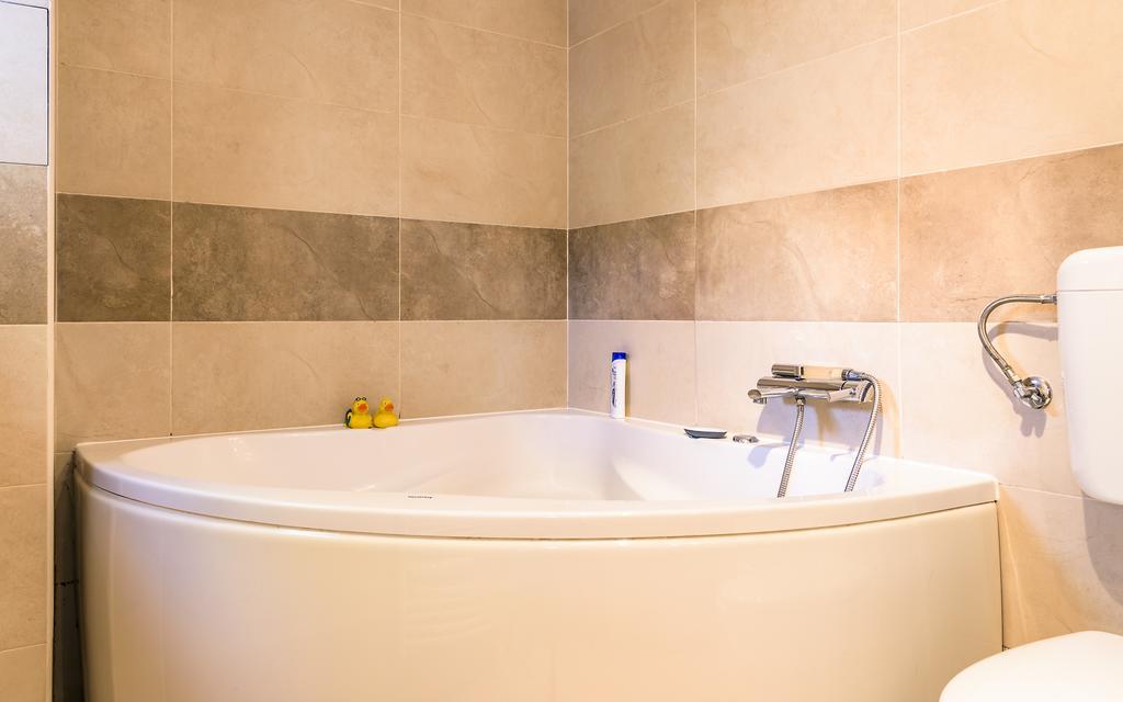 Apartment Studio-25 Rijeka Bagian luar foto